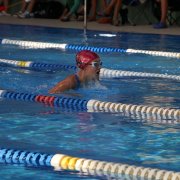 Lena Ringel (2006) kämpfte sich durch die 200m Lagen in einer Zeit von 03:13,86 und erreicht so den 2. Platz auf dieser Strecke.